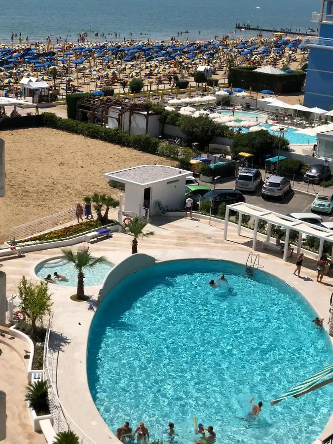 Apartment Residence El Palmar Fronte Mare, Fronte Spiaggia Lido di Jesolo