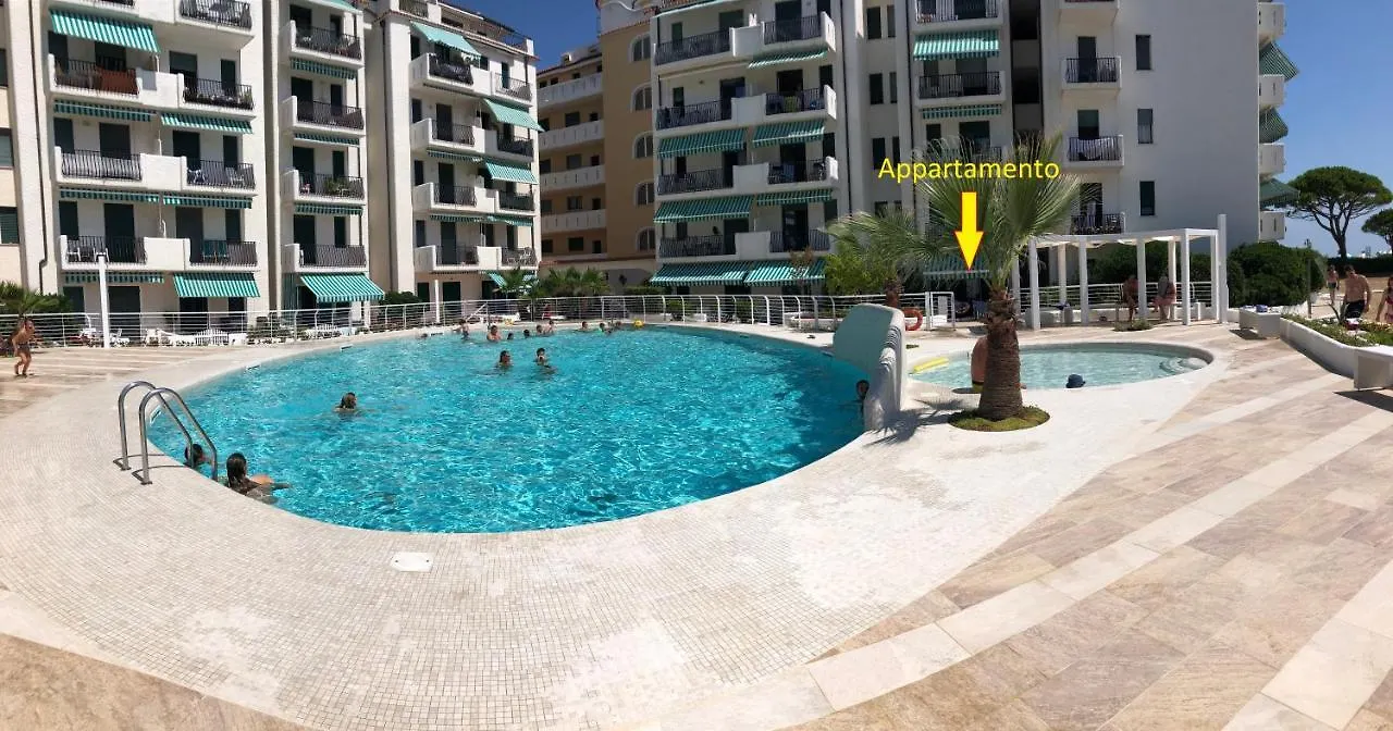 Apartment Residence El Palmar Fronte Mare, Fronte Spiaggia Lido di Jesolo